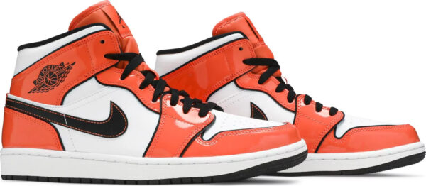 Air Jordan 1 Mid SE 'Turf Orange'